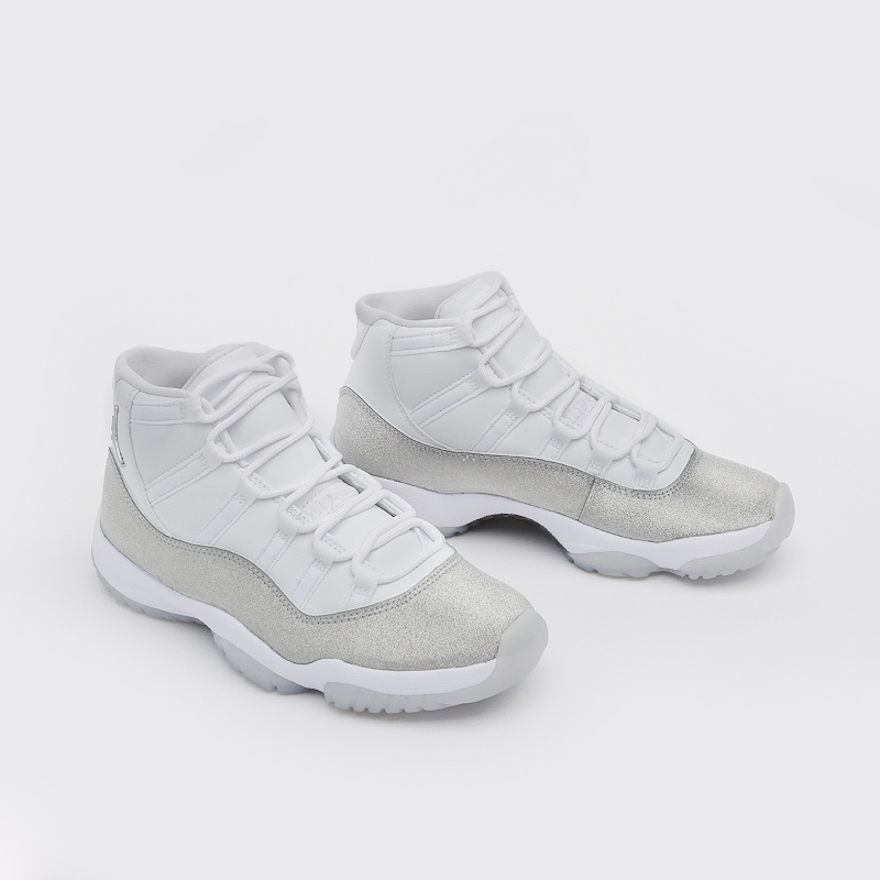 Женские кроссовки Jordan WMNS 11 Retro (AR0715-100)  - цена, описание, фото 2